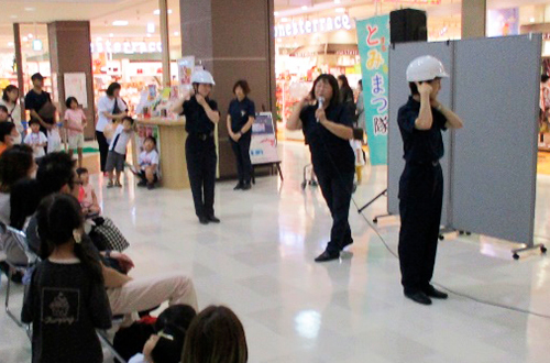 交通安全啓発イベント